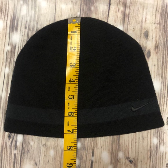 Reversible Nike Golf Beanie - Picture 8 of 8